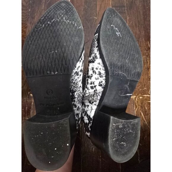 Blondo Elvina Snakeskin Waterproof Ankle Booties - Picture 7 of 16